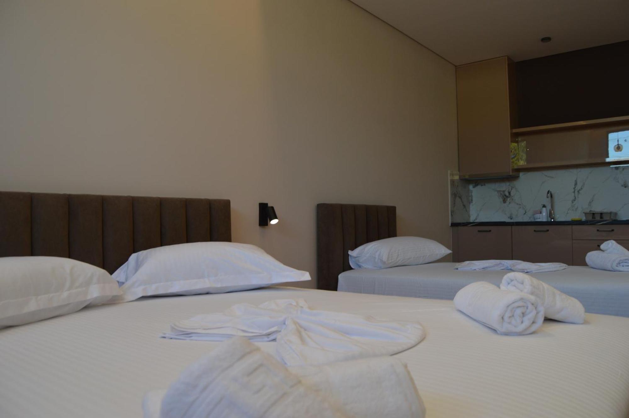 V&v Sarandë